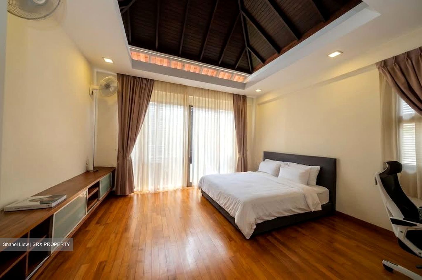 Spring Park Estate (D16), Semi-Detached #564049391